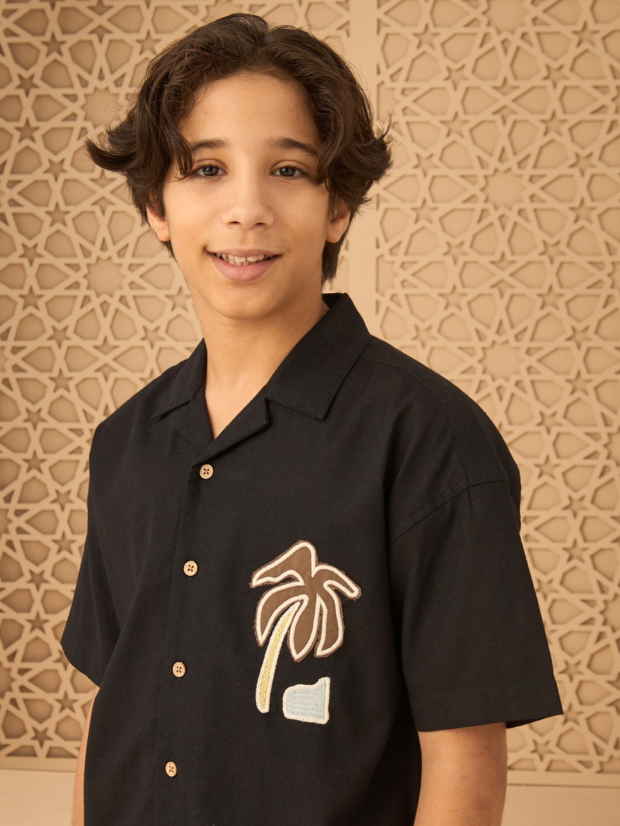 Applique Detail Linen Blend Shirt