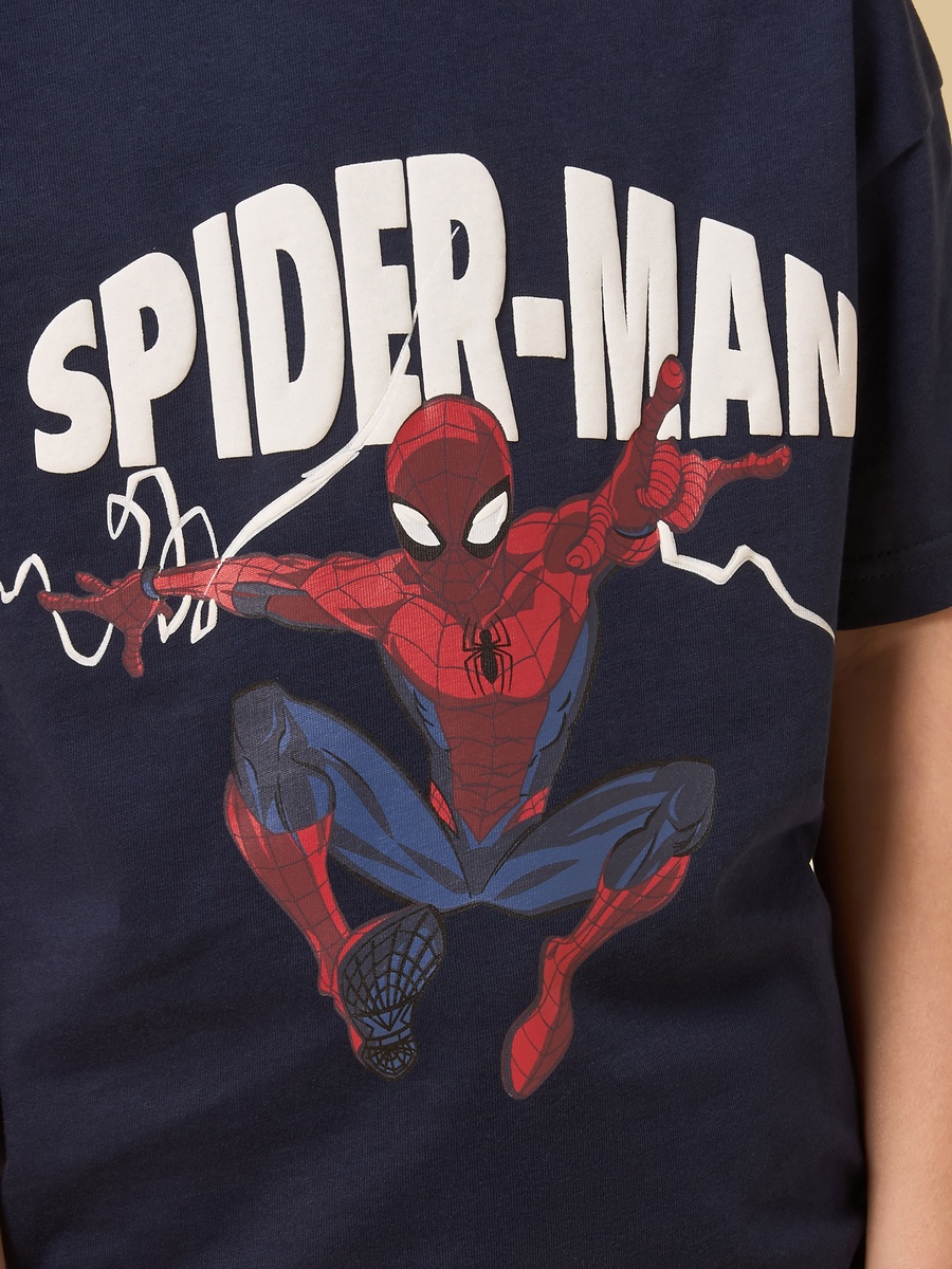 Spiderman Placement Printed T-Shirt and Shorts Set