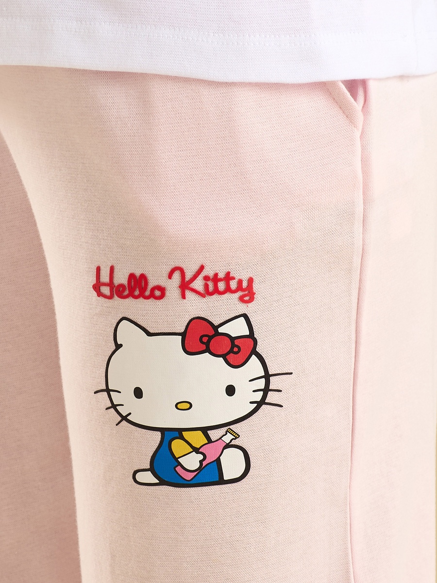 Hello Kitty Print Pyjama Set