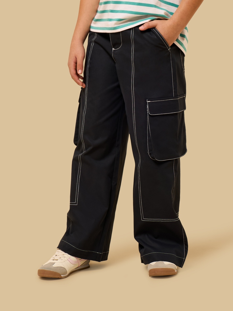 Contrast Stitch Wide Leg Cotton Cargo Jeans