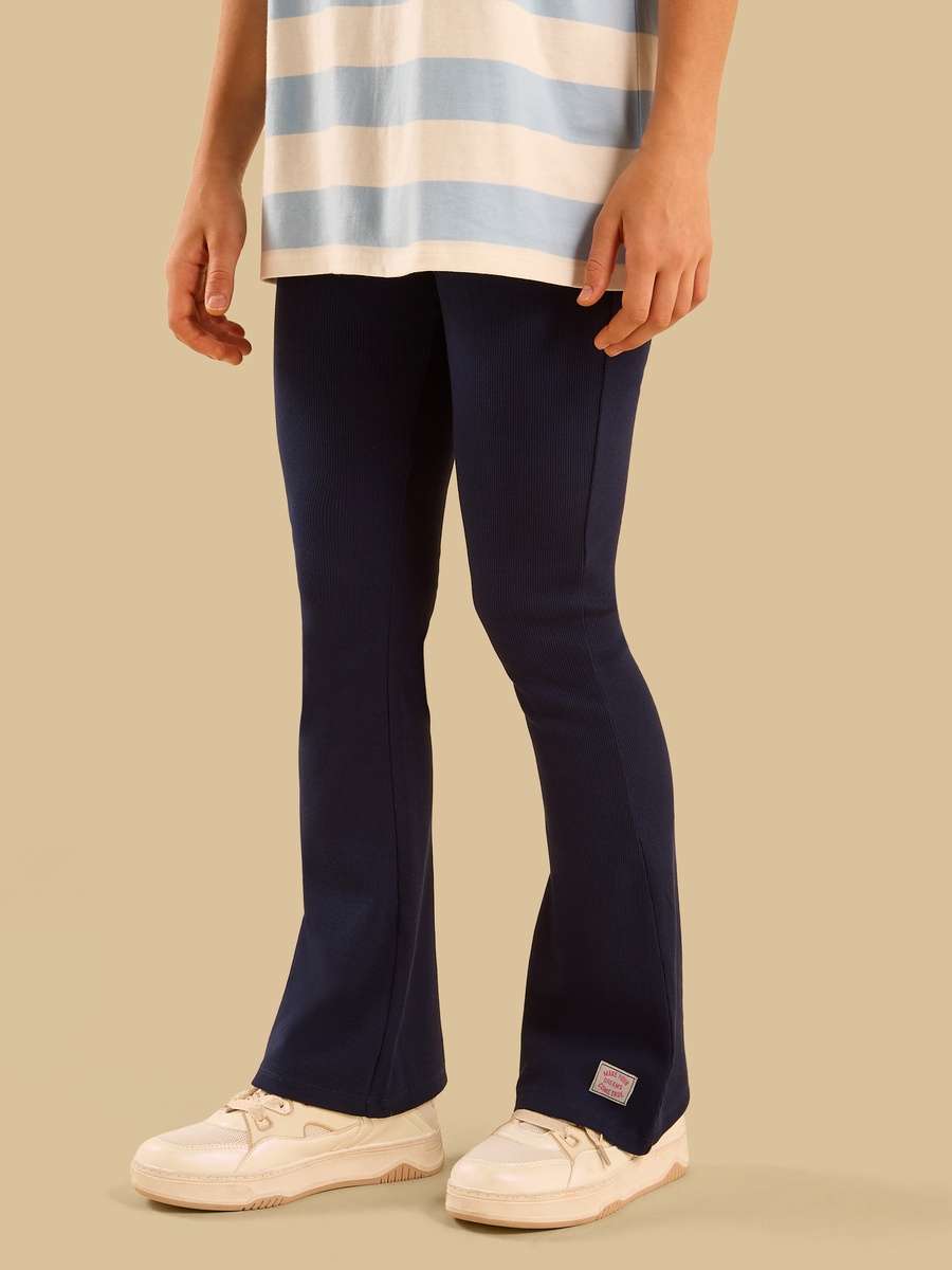 Ribbed Flared Leggings