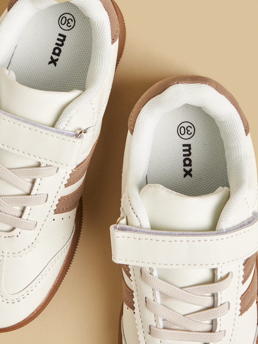 Panelled Sports Shoes with Hook and Loop Closure