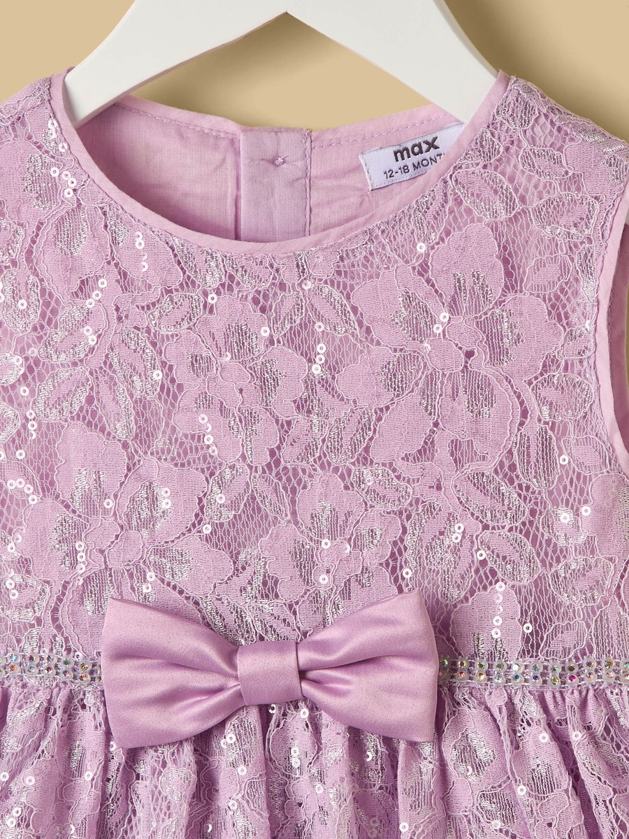 Lace Sequin Embellished Sleeveless Dress
