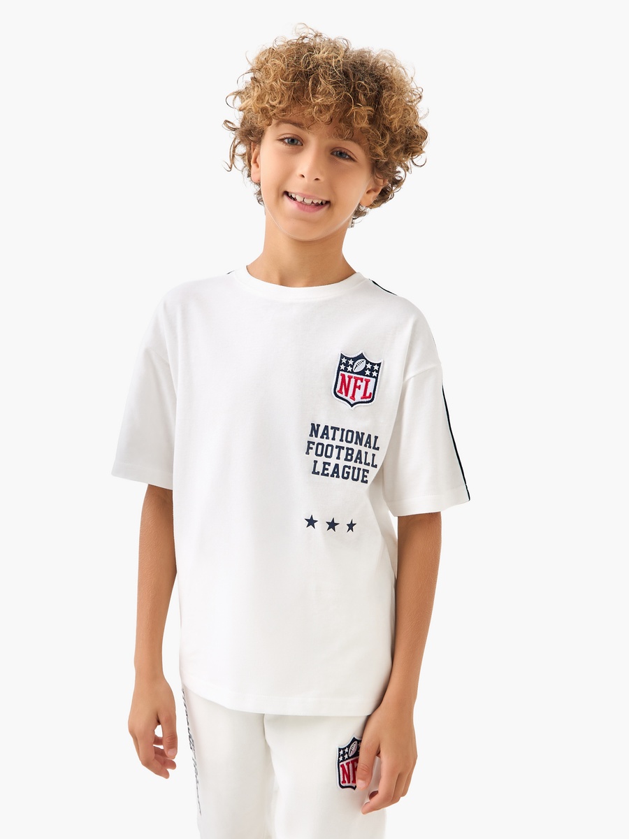 XYZ Crew Neck Short Sleeve T-Shirt and Shorts Set with Drawstring Closure