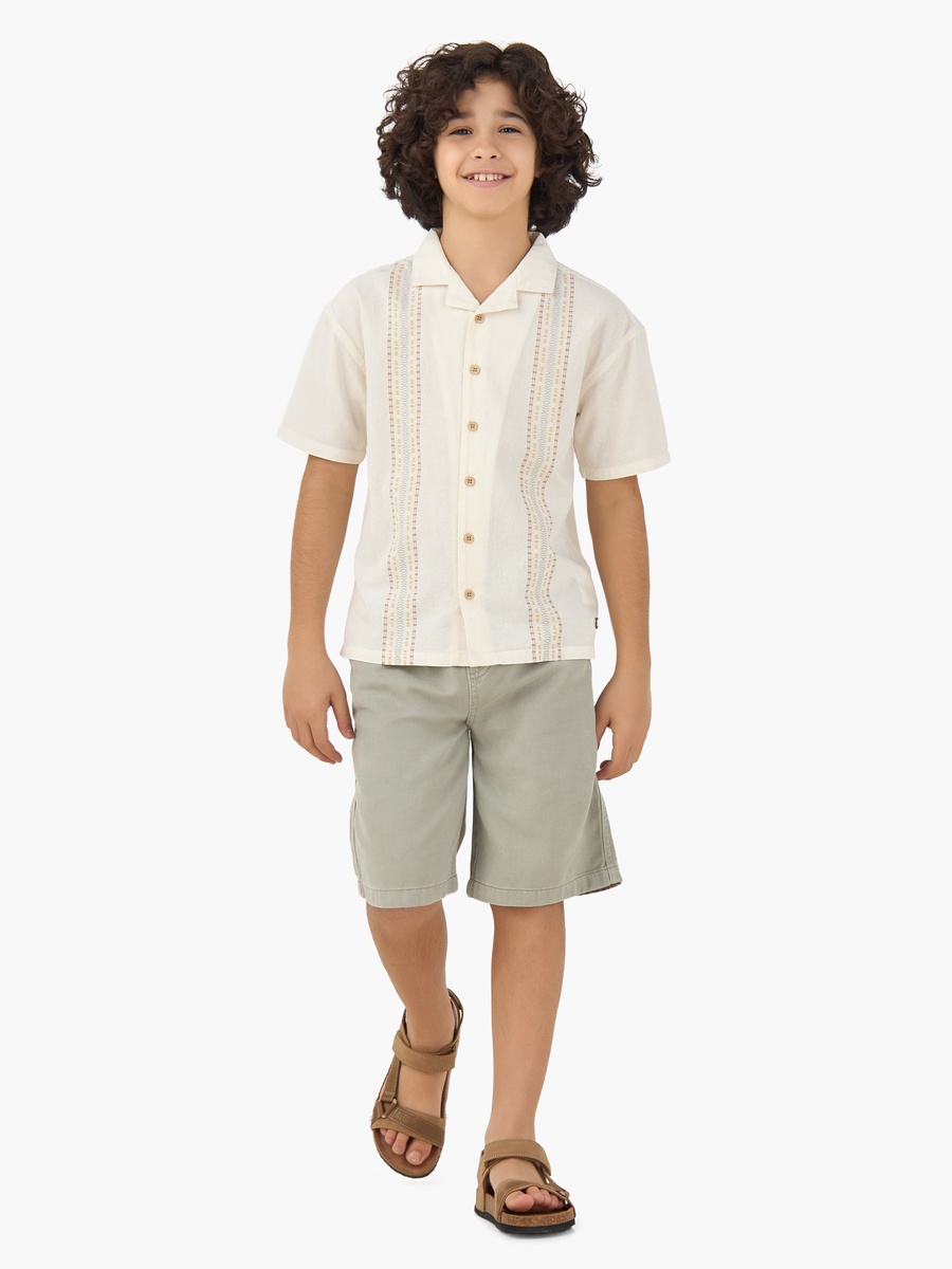Short Sleeves Shirt with Embroidery