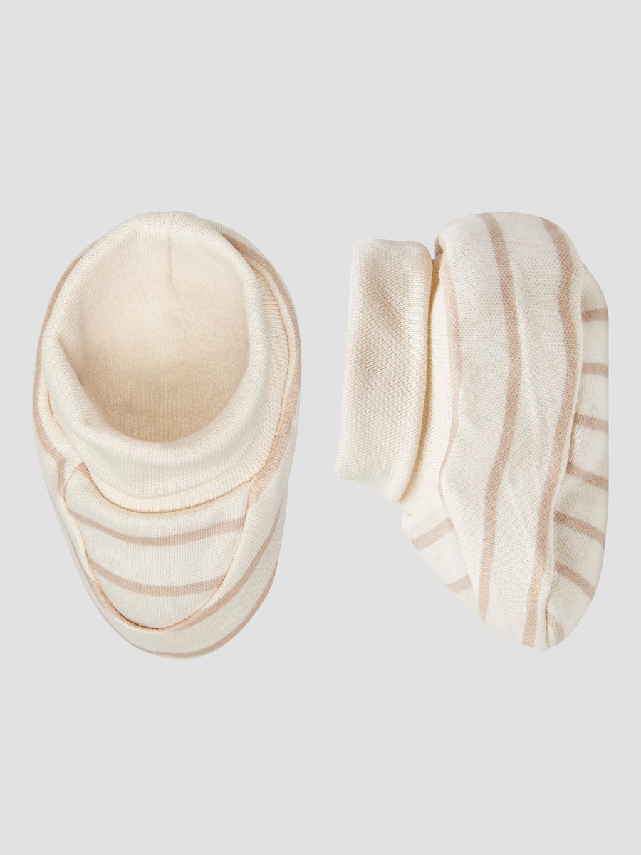 Pack of 2 Booties with Assorted Design