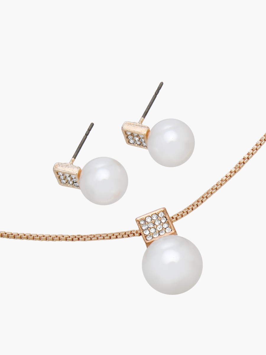 Pearl Embellished Pendant Necklace and Earrings
