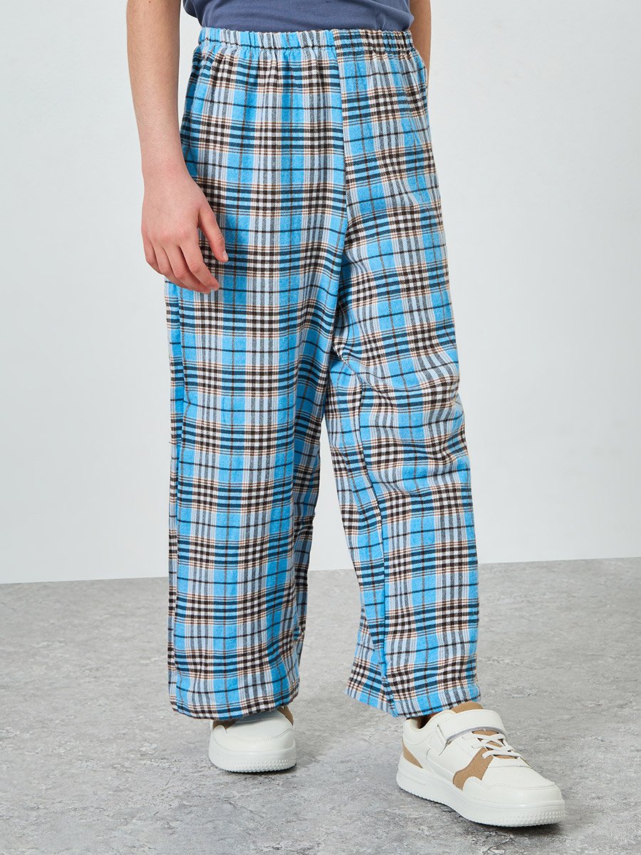 Teen Girls Printed T-Shirt and Checked Pants Set