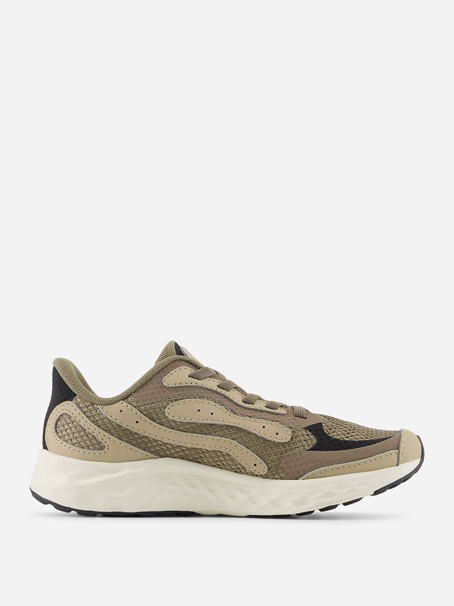 Arishi Sneakers