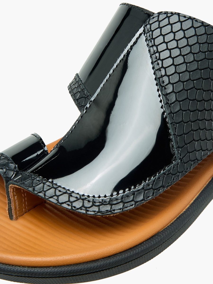 Leather Arabic Sandals