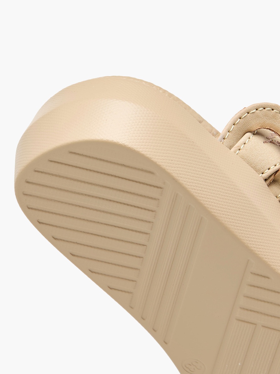 Toe Loop Detail Arabic Sandals