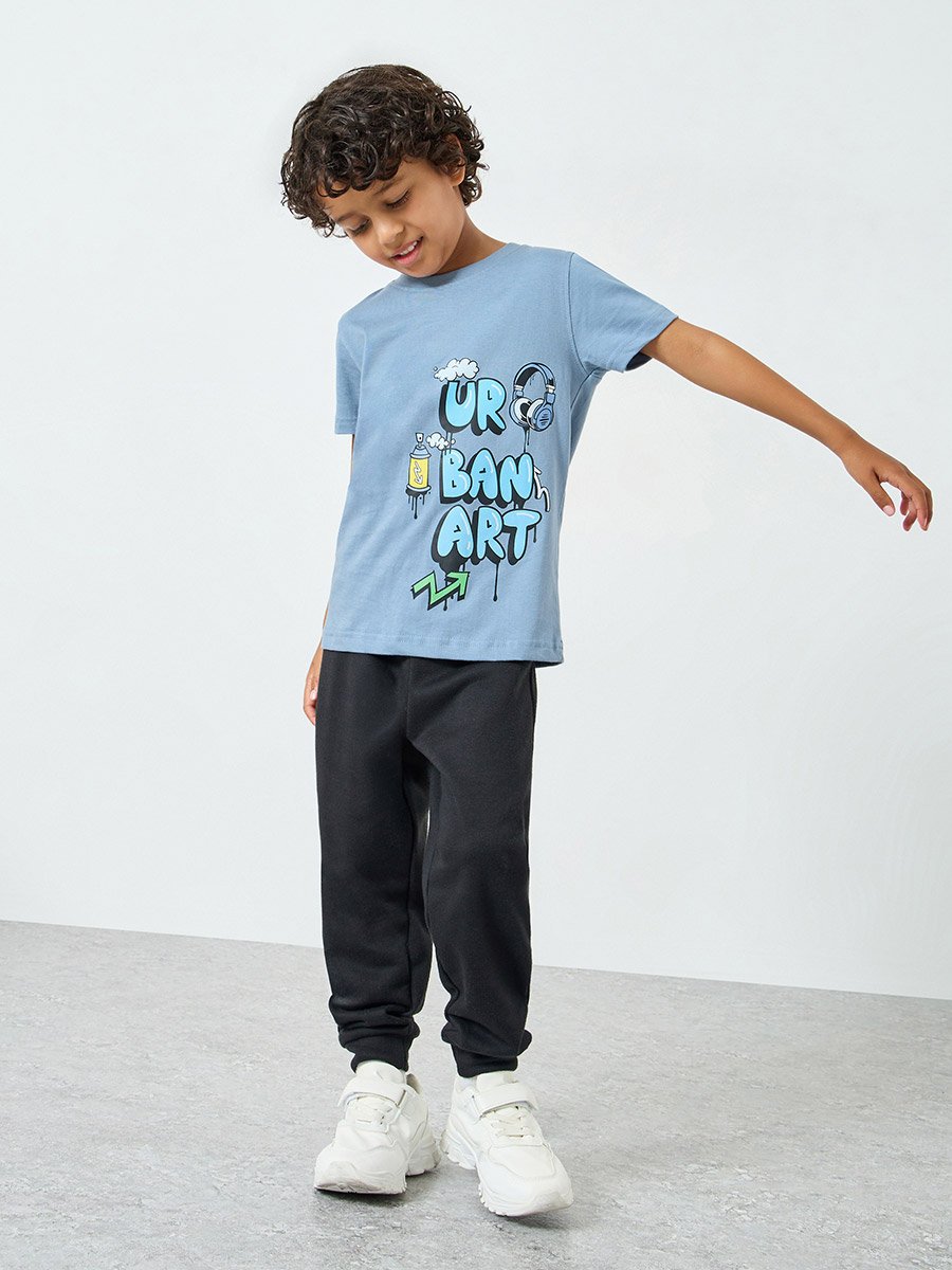 Boys Graphic Print Regular Fit T-Shirt