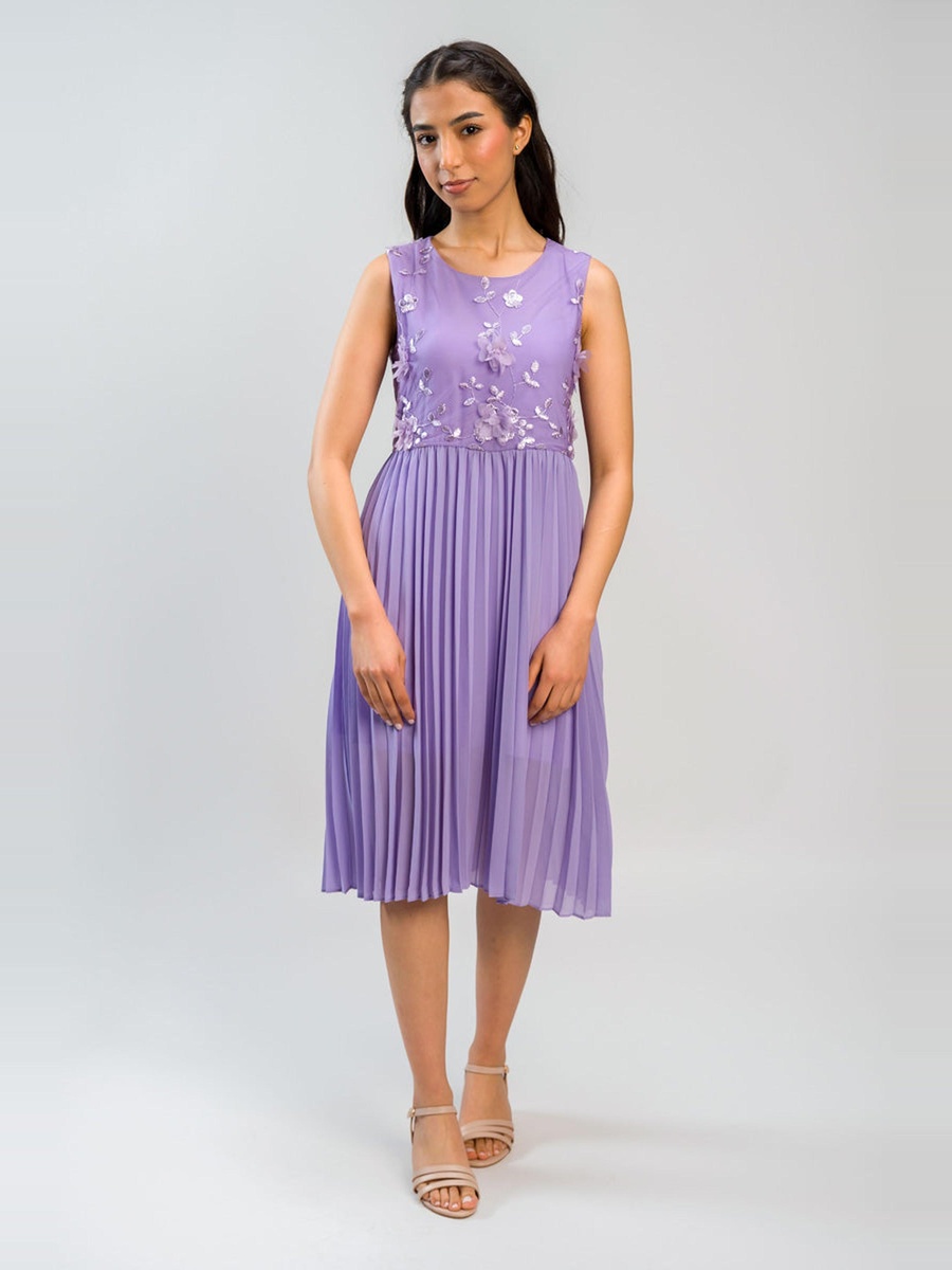 Sleeveless Pleated Midi Dress