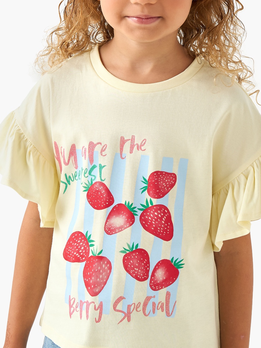 Crew Neck Short Sleeves T-Shirt with Strawberry Print