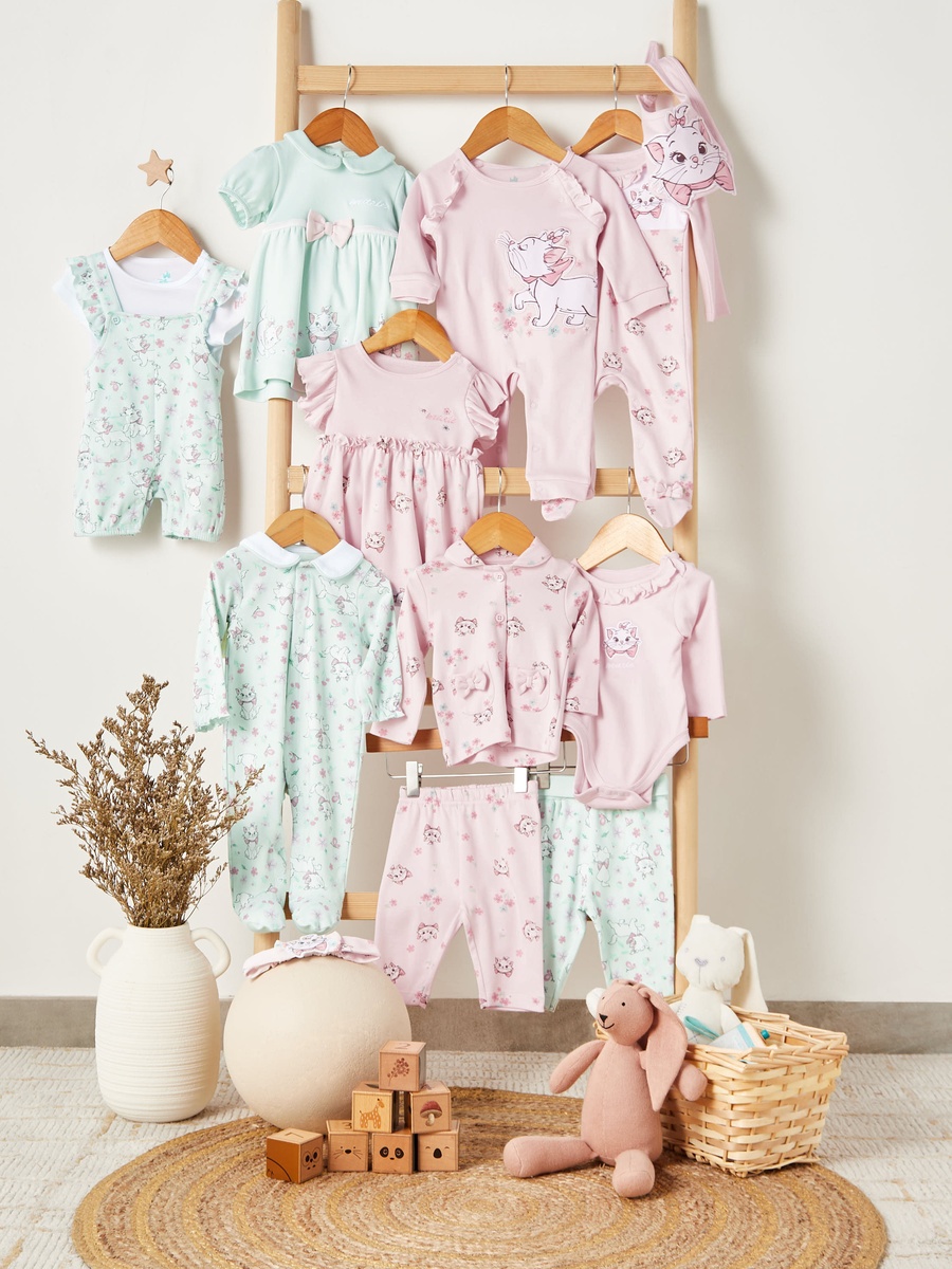 Cotton Collared Neck Long Sleeve Pyjama Set with Marie Print
