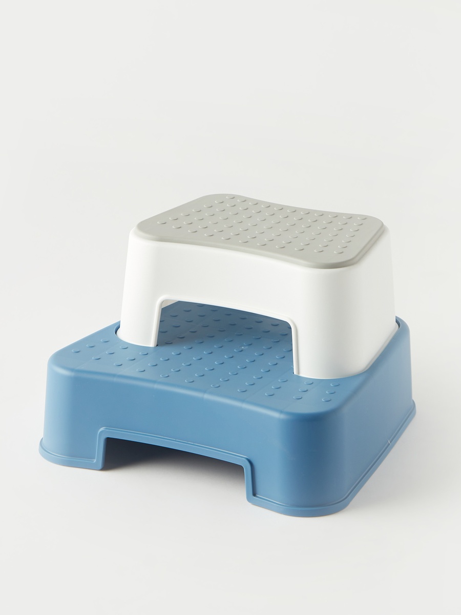 Ivy Step Stool