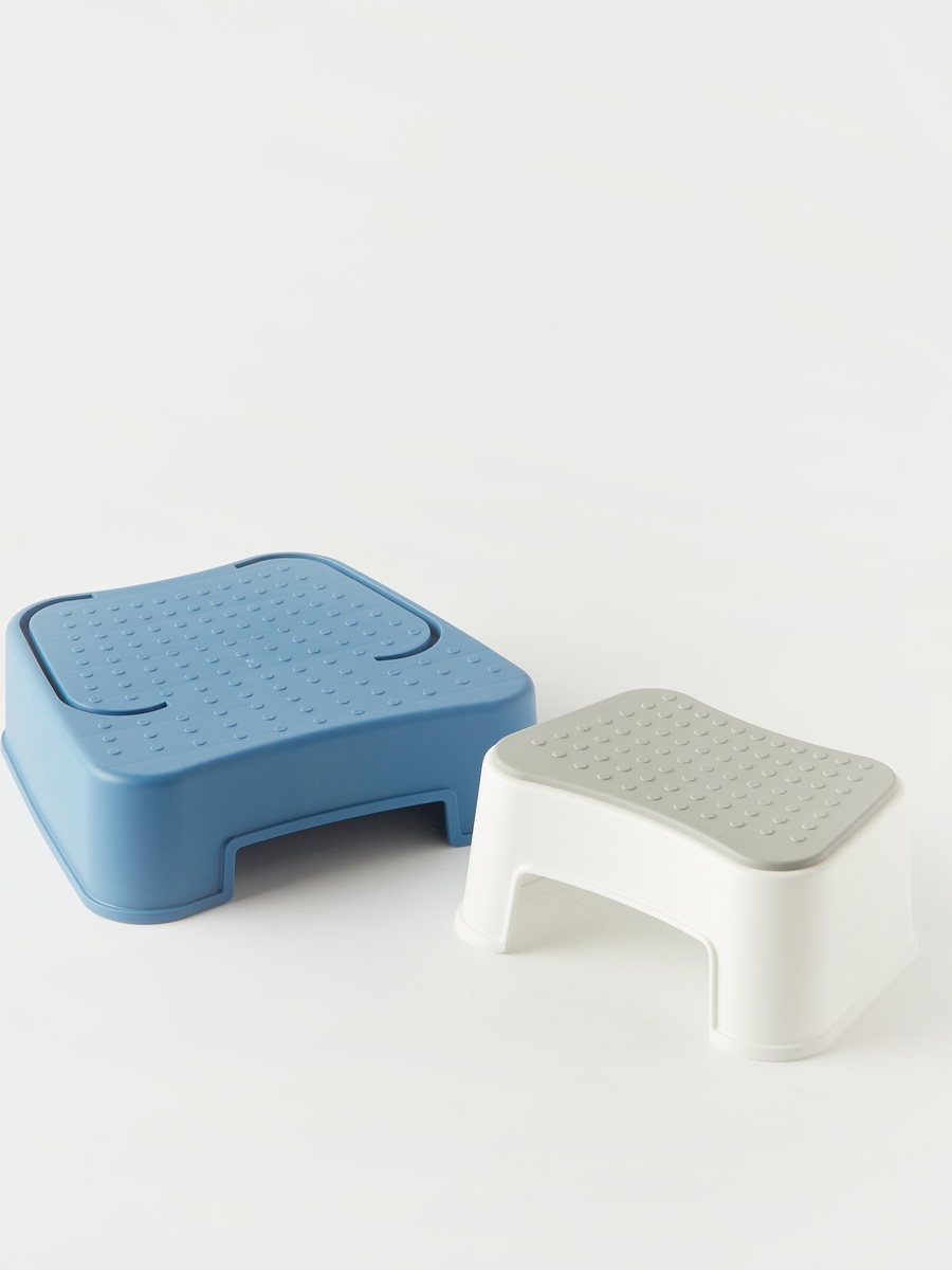 Ivy Step Stool