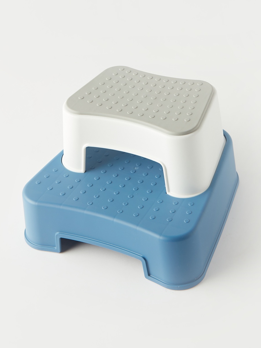 Ivy Step Stool