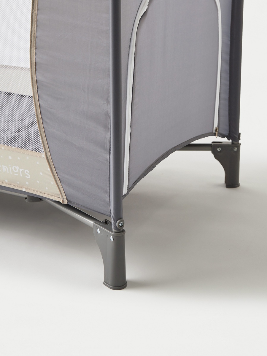 Charles Travel Cot