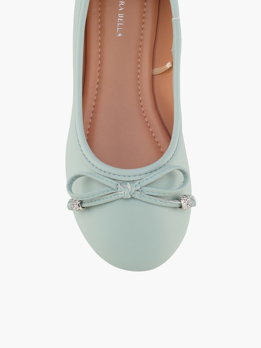 حذاء باليرينا بتفاصيل فيونكة