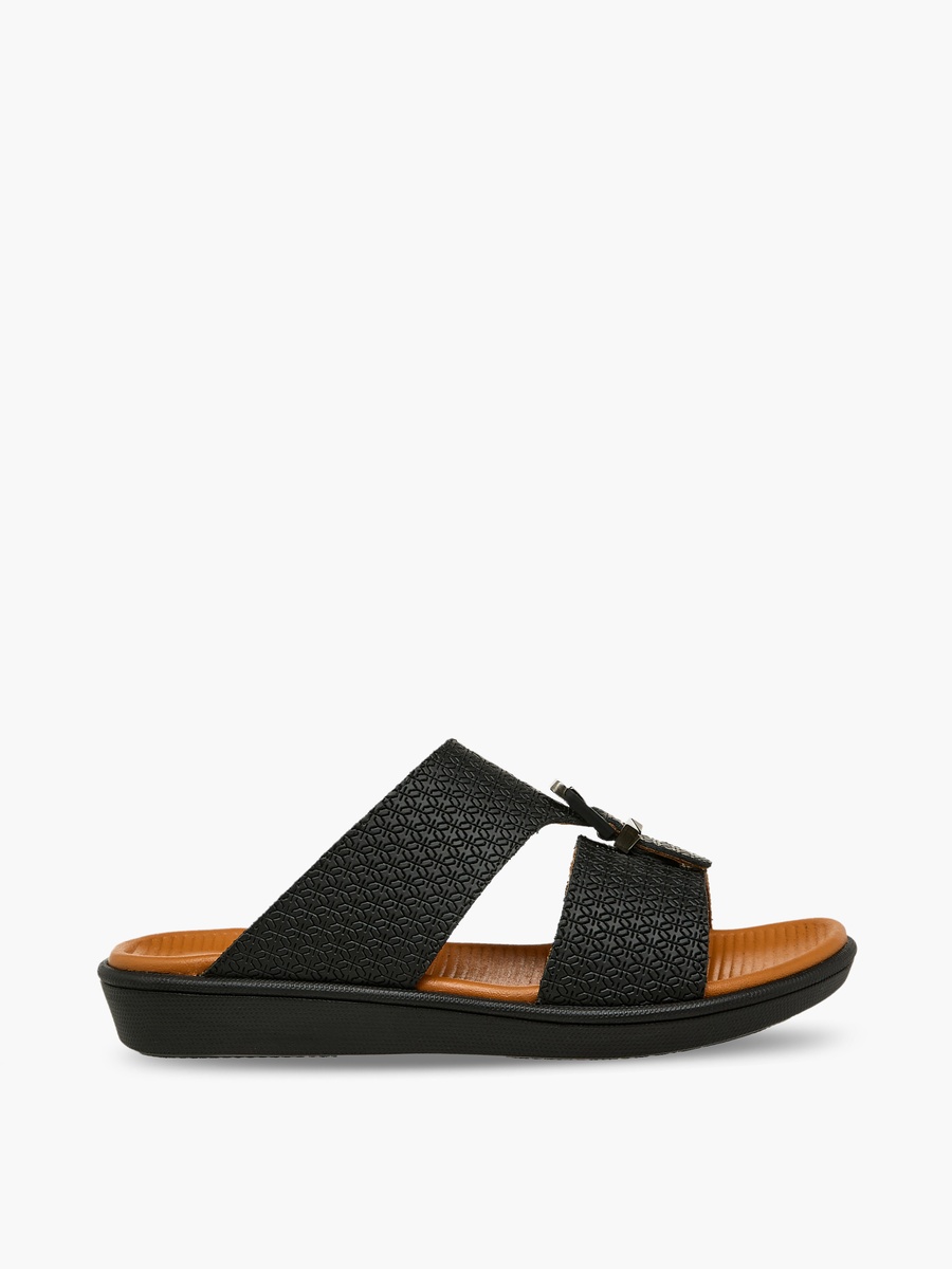 Slip-On Leather Arabic Sandals