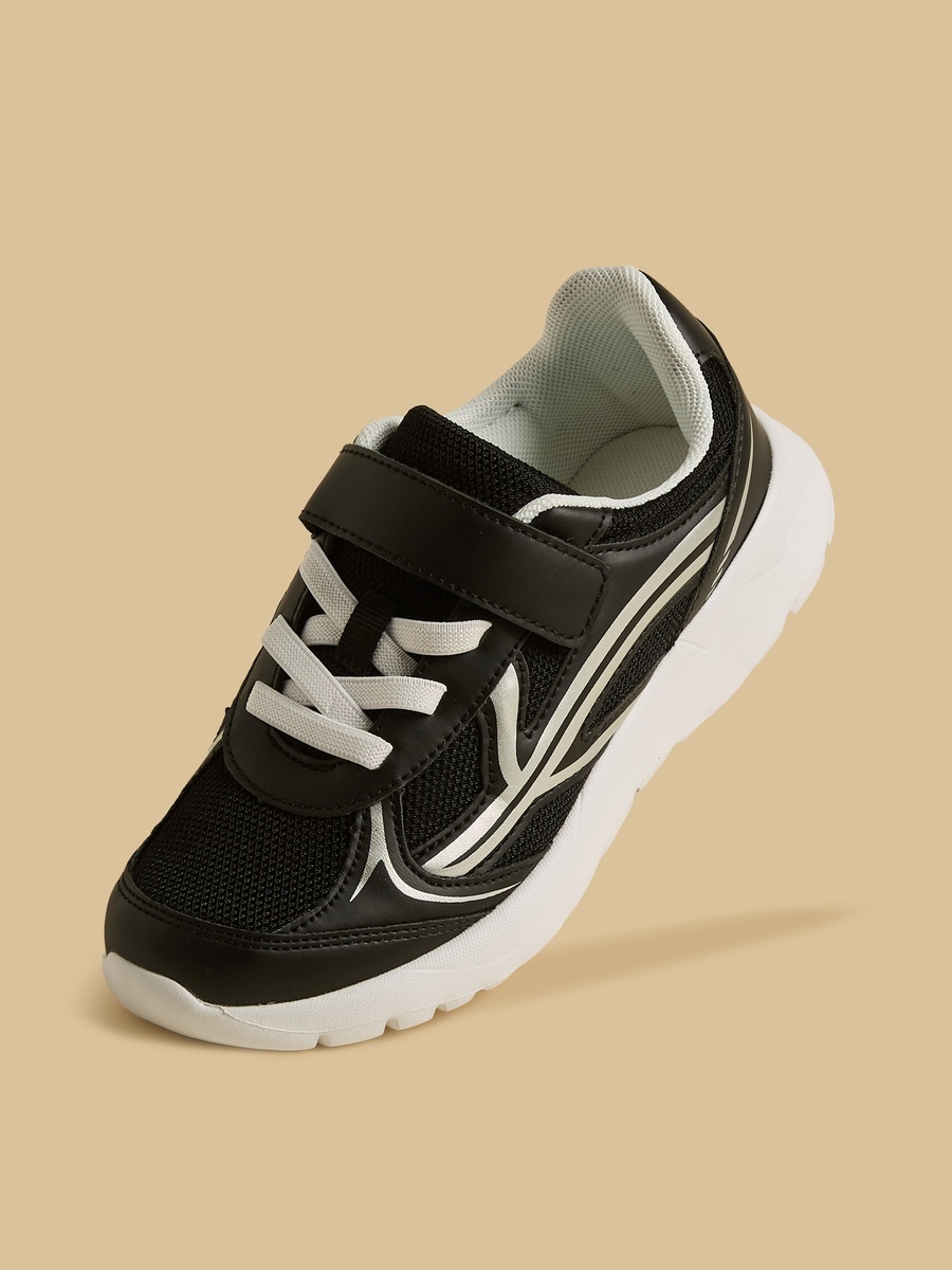 Mesh Panelled Sports Shoes with Hook and Loop Closure