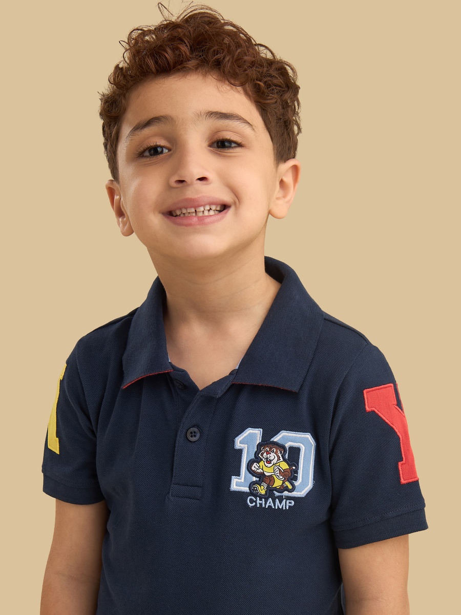 تيشيرت بولو بتطريزات إن واي سي