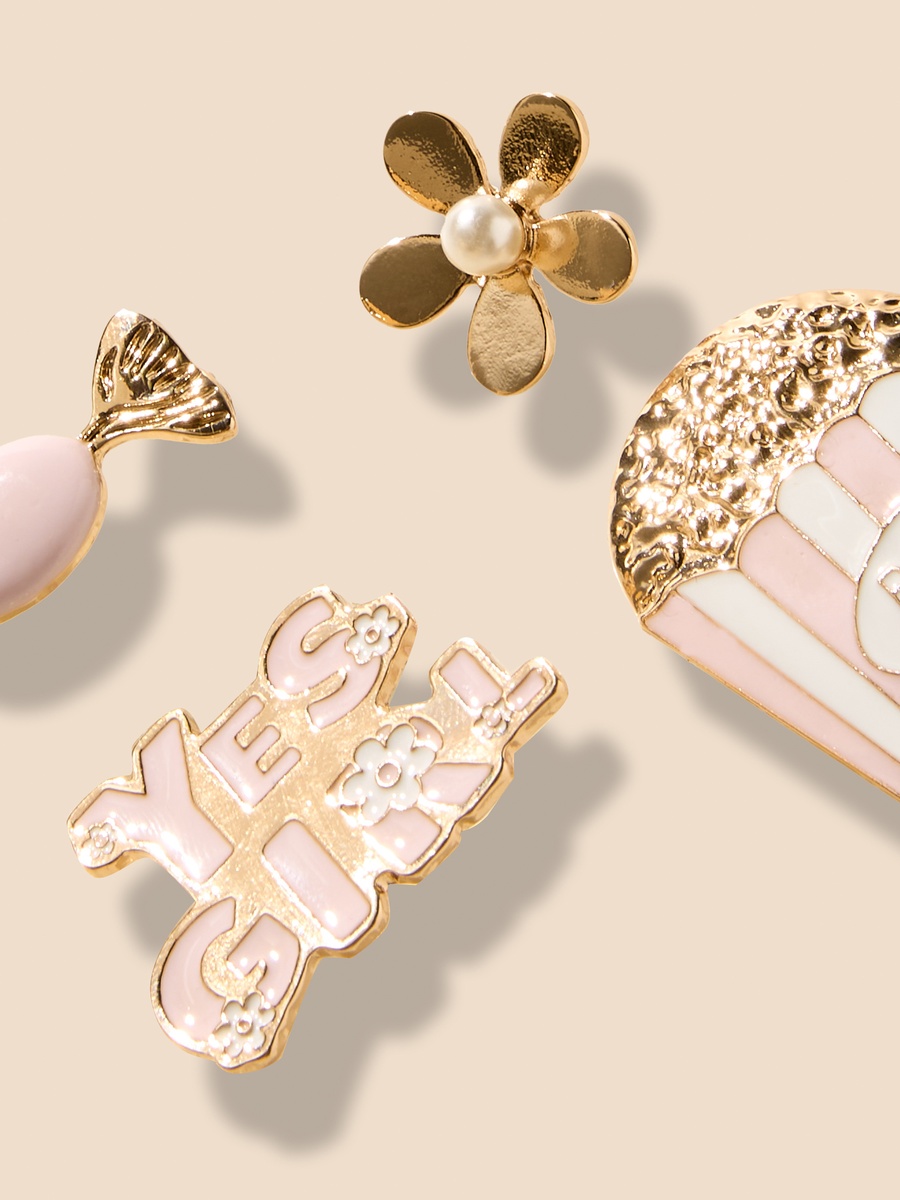 Pack of 4 - Embellished Brooch