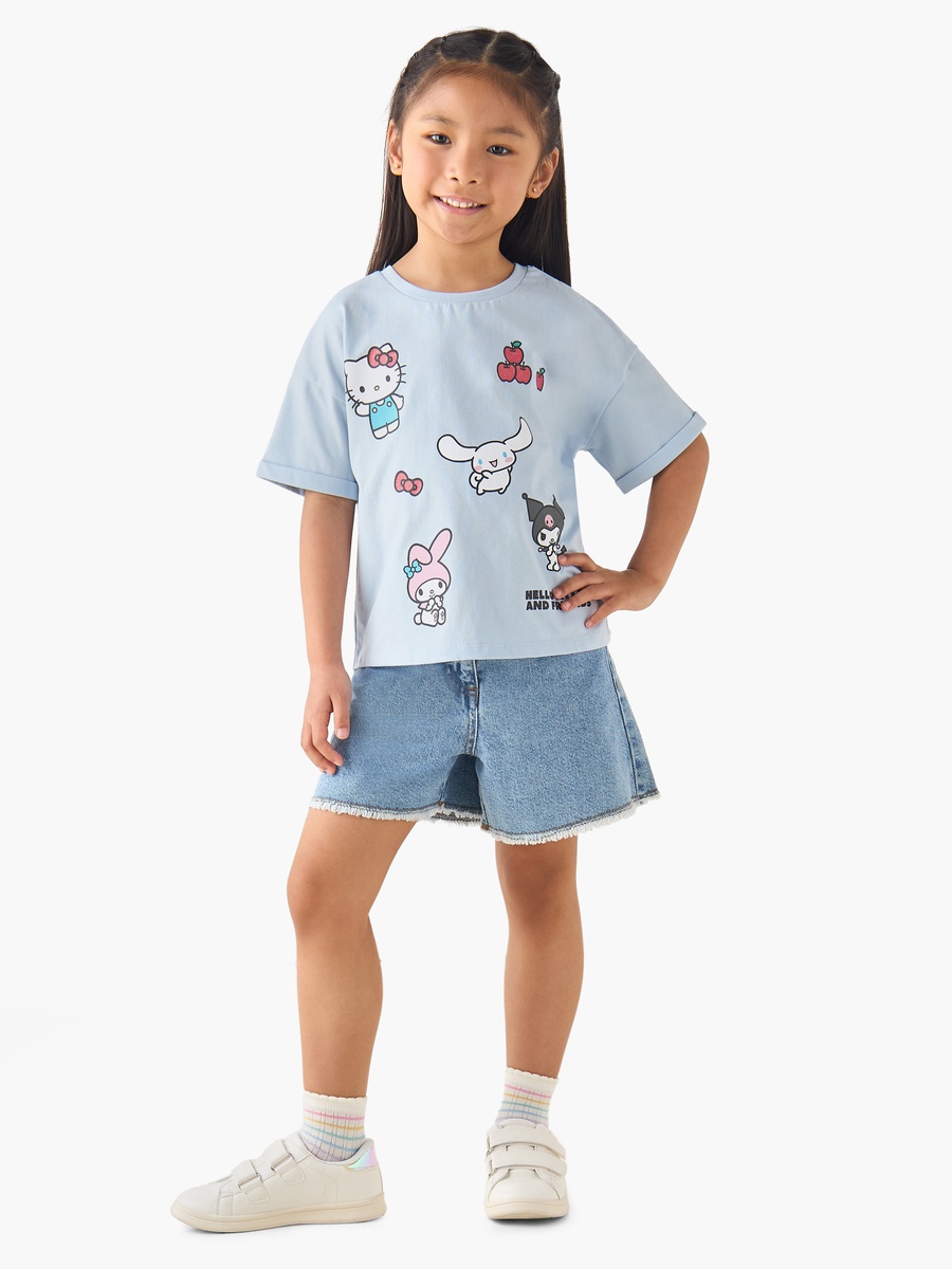 Crew Neck Short Sleeves T-Shirt with Hello Kitty and Friends Print