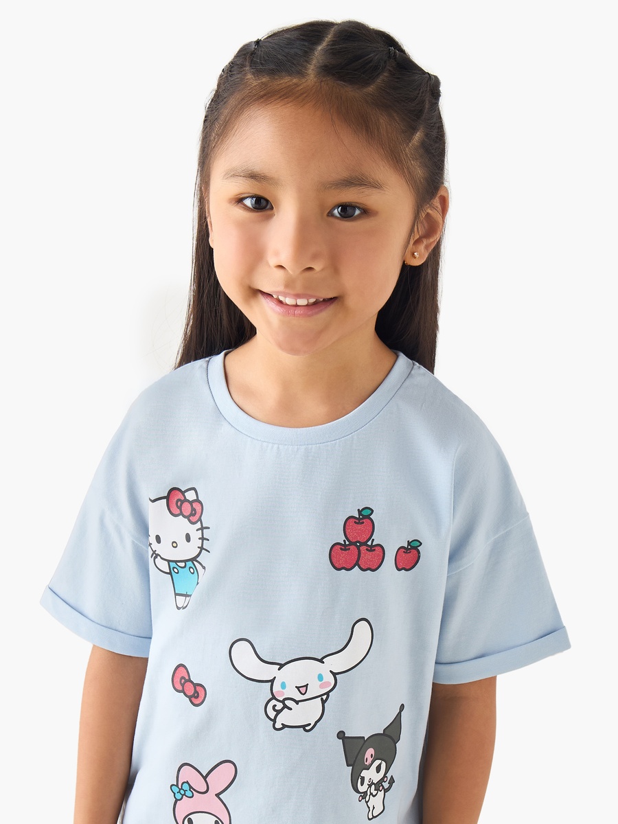 Crew Neck Short Sleeves T-Shirt with Hello Kitty and Friends Print