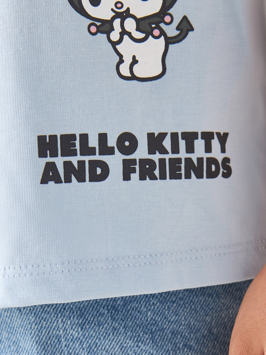 Crew Neck Short Sleeves T-Shirt with Hello Kitty and Friends Print