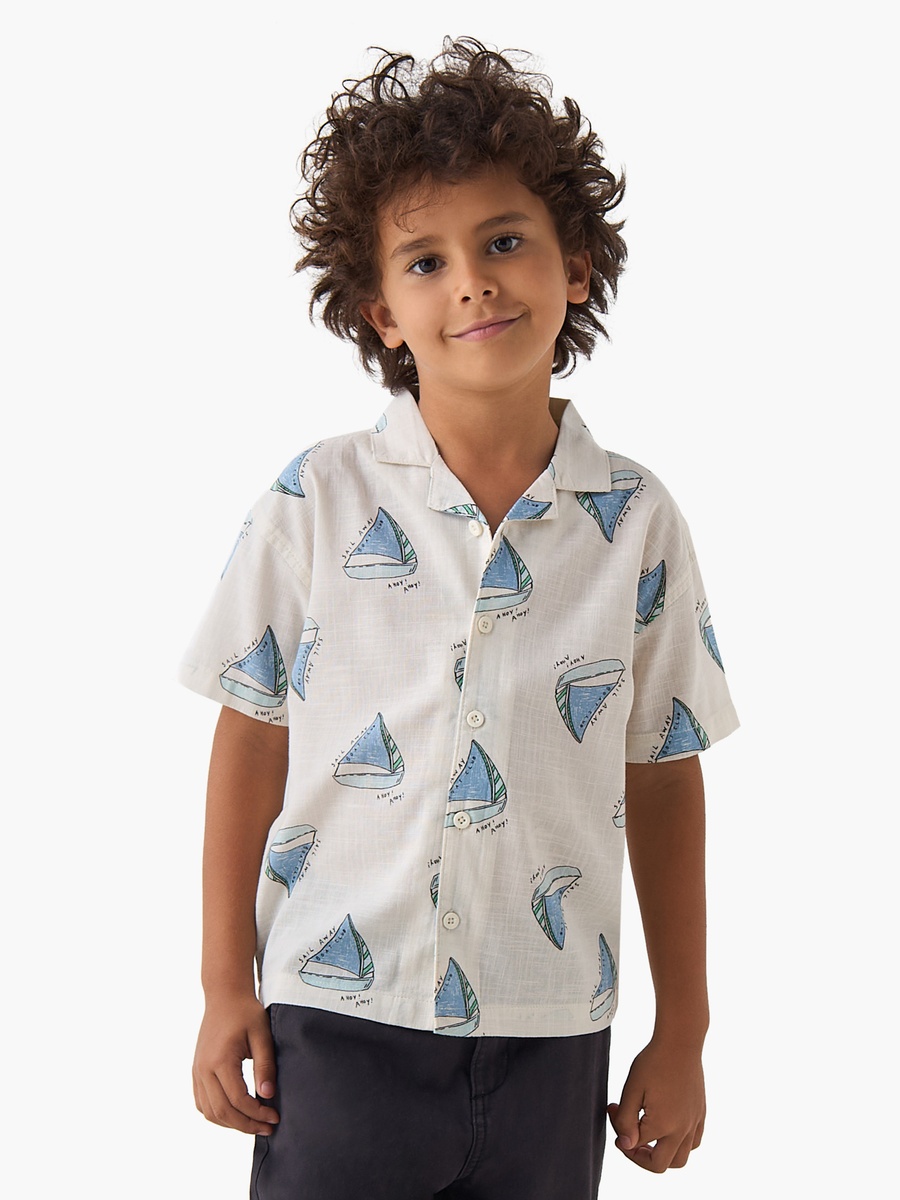 Short Sleeves Shirt with Sailboat Print