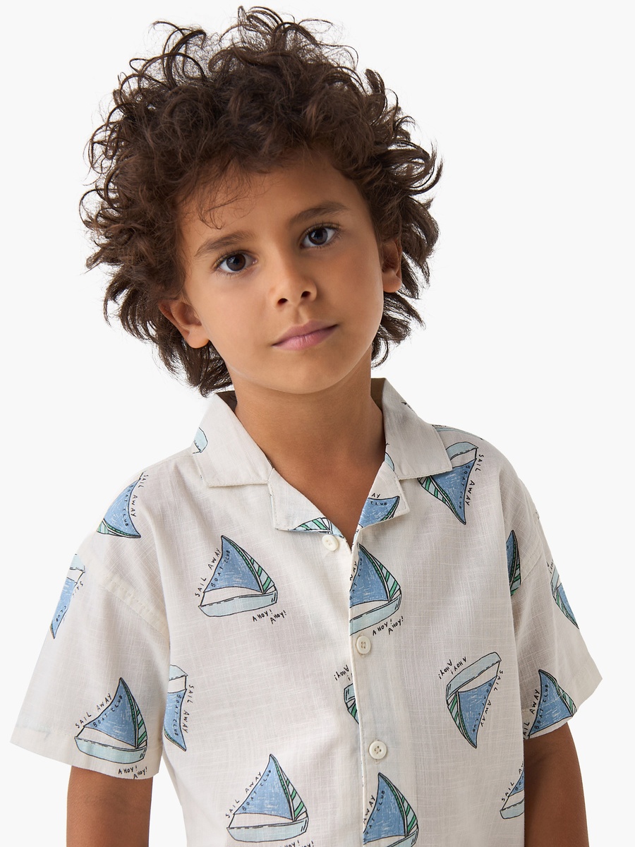 Short Sleeves Shirt with Sailboat Print