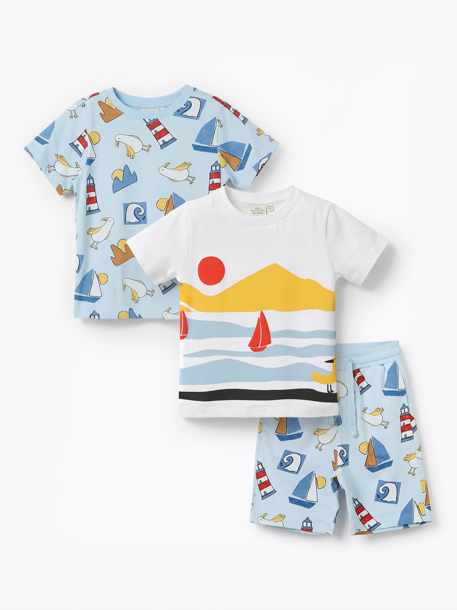 Set of 3 Crew Neck Short Sleeves T-Shirt and Shorts Set with Graphic Print
