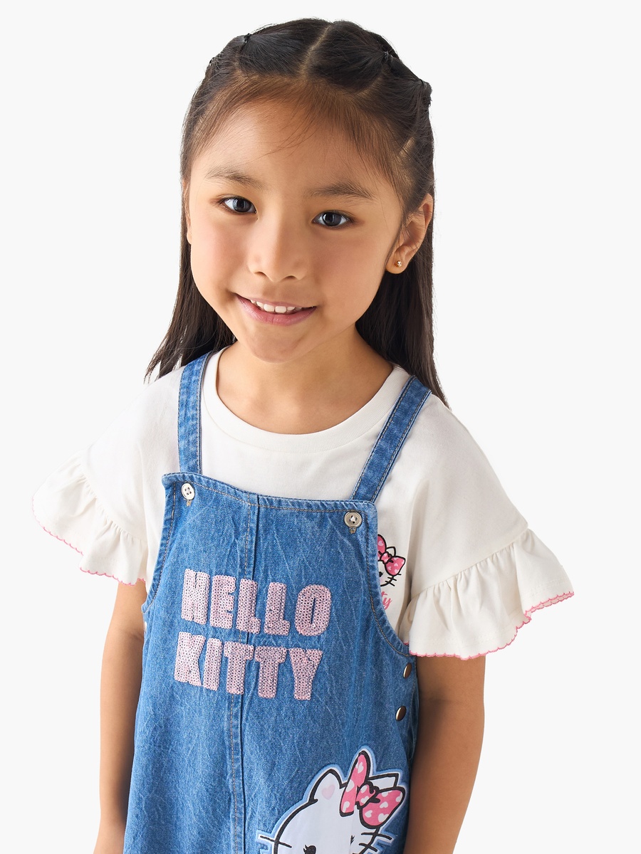 Crew Neck Short Sleeve T-Shirt and Pinafore with Button Closure