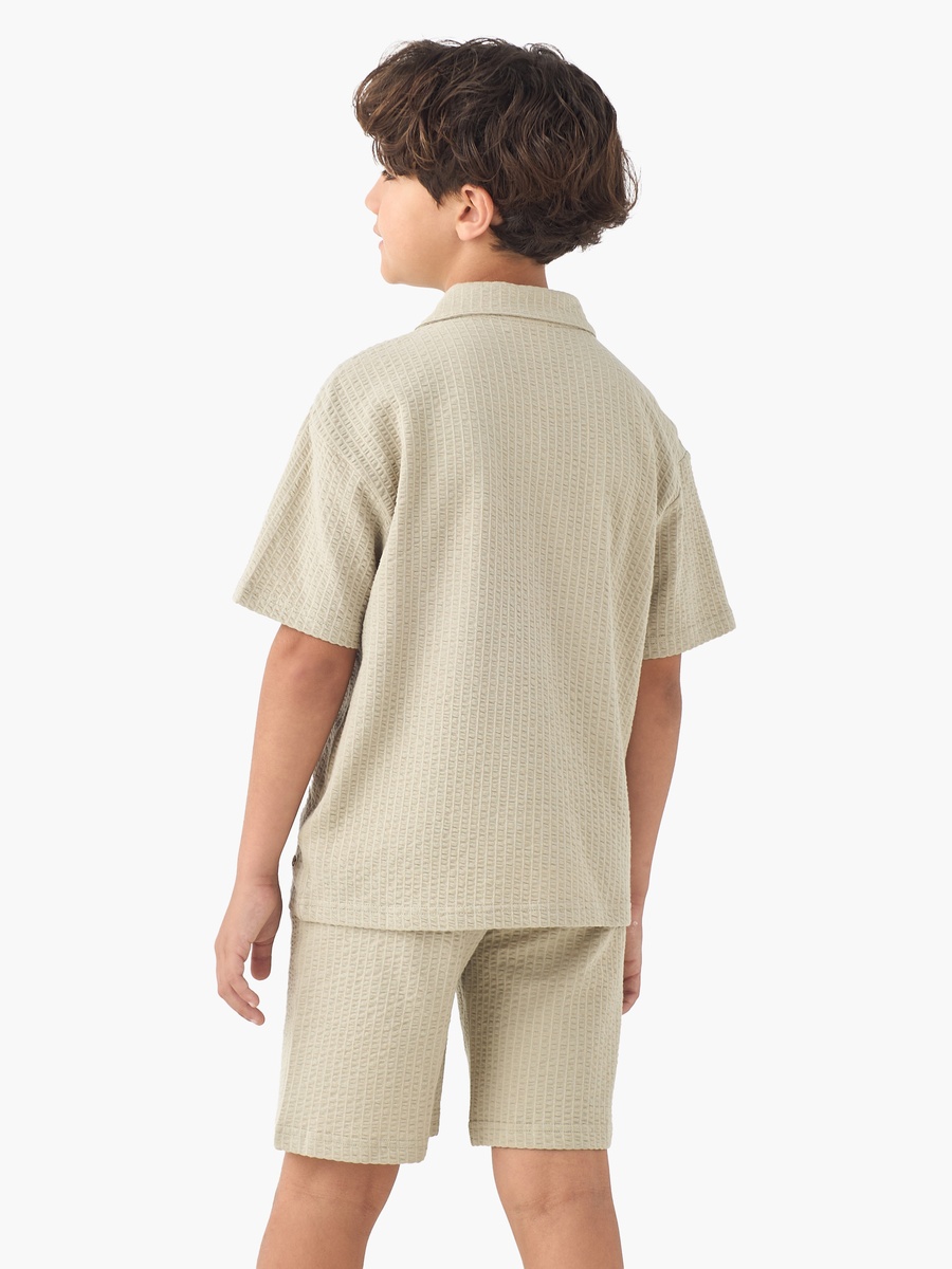 Camp Collar Short Sleeves Shirt and Shorts Set with Embroidery Detail