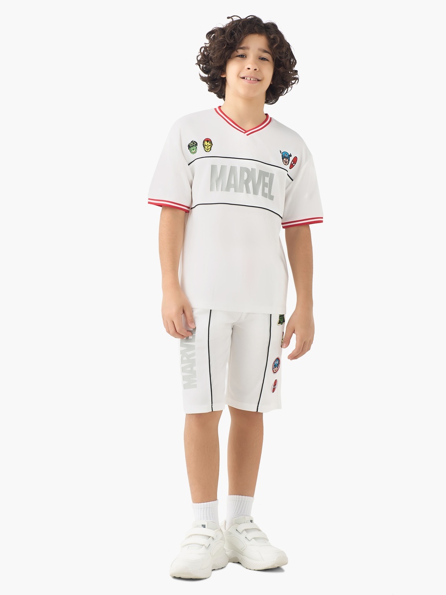 V Neck Short Sleeves T-Shirt and Shorts Set with Avengers Embroidery