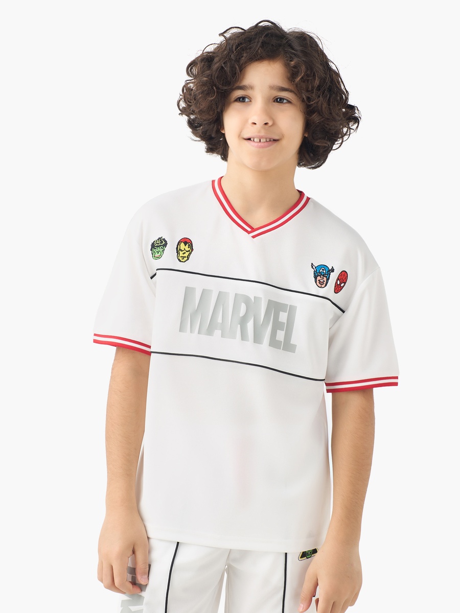 V Neck Short Sleeves T-Shirt and Shorts Set with Avengers Embroidery