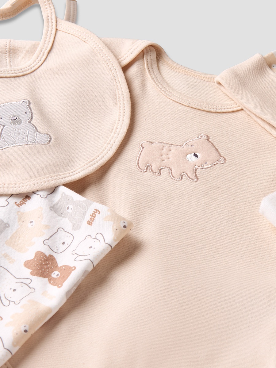 Set of 12 Clothing Gift Set with Bear Print