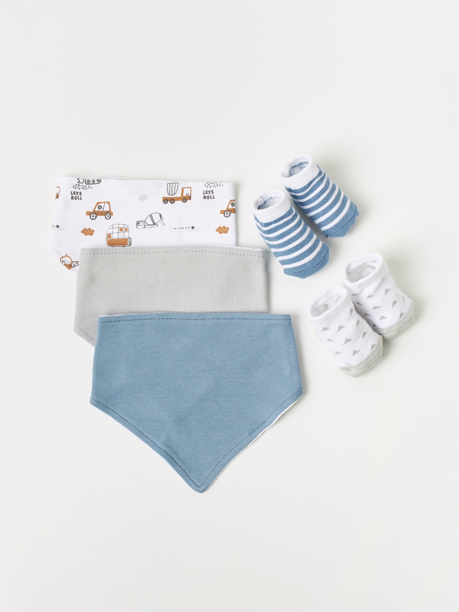 5-Piece Printed Bibs and Booties Set