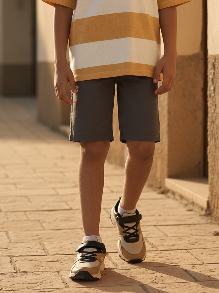 Plain Pull-On Shorts with Drawstring Closure