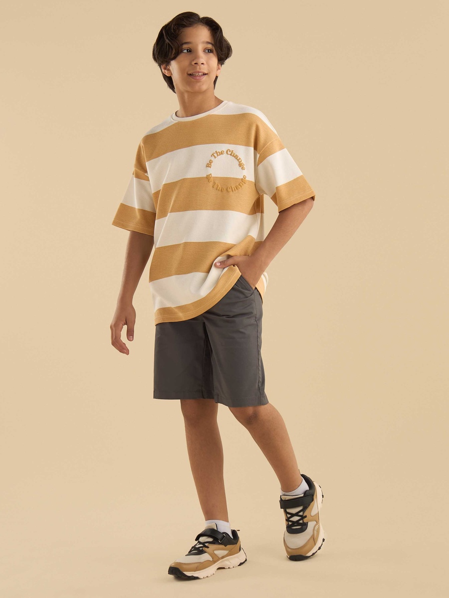 Plain Pull-On Shorts with Drawstring Closure