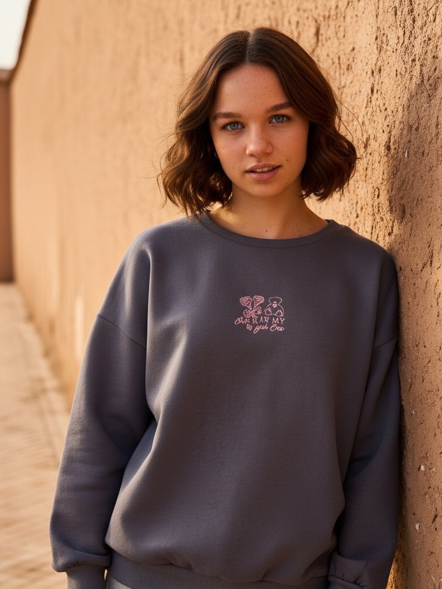Graphic Print Oversized Sweatshirt