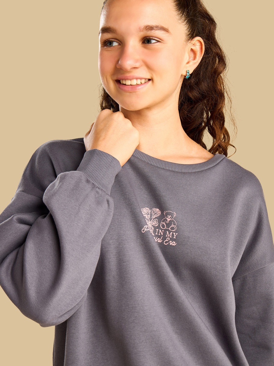 Graphic Print Oversized Sweatshirt