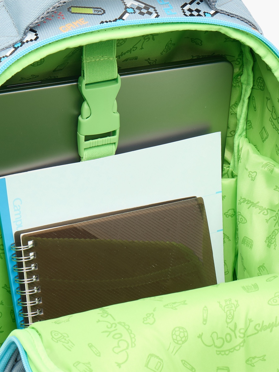 Gamer Print Backpack with Adjustable Straps and Zip Closure - 21x10x10 cm