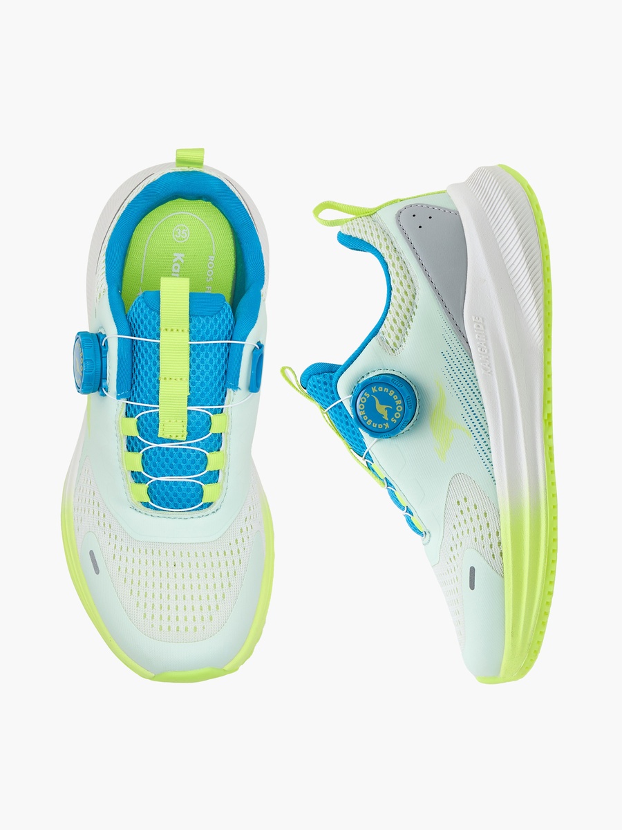 Rotating Buckle Sports Shoes
