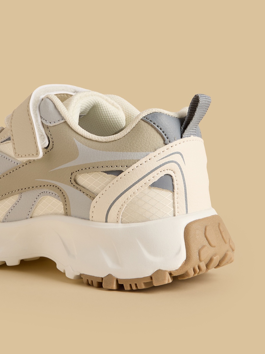 Panelled Sports Shoes with Hook and Loop Closure