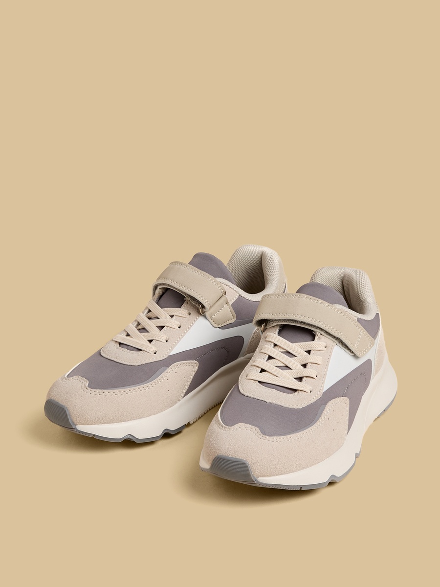 Panelled Sports Shoes with Hook and Loop Closure