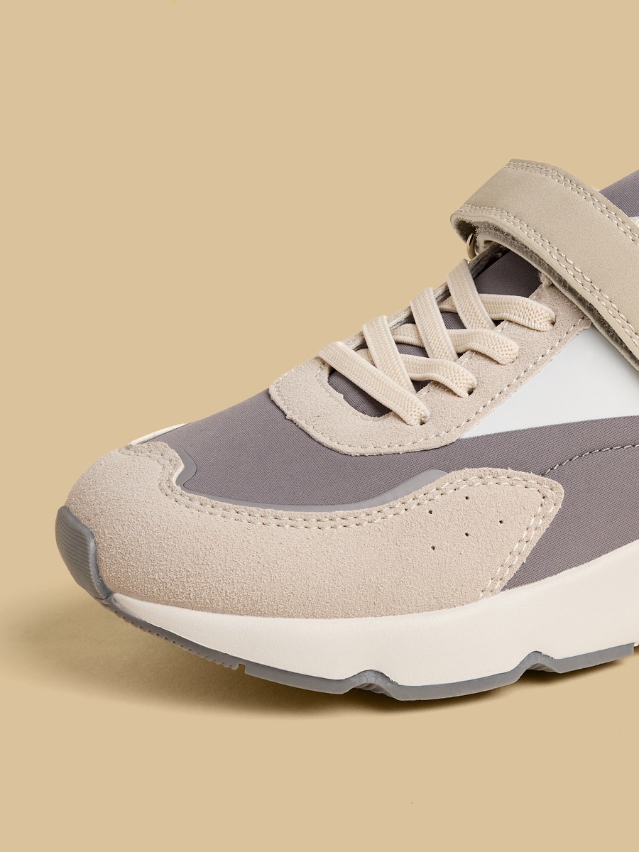 Panelled Sports Shoes with Hook and Loop Closure