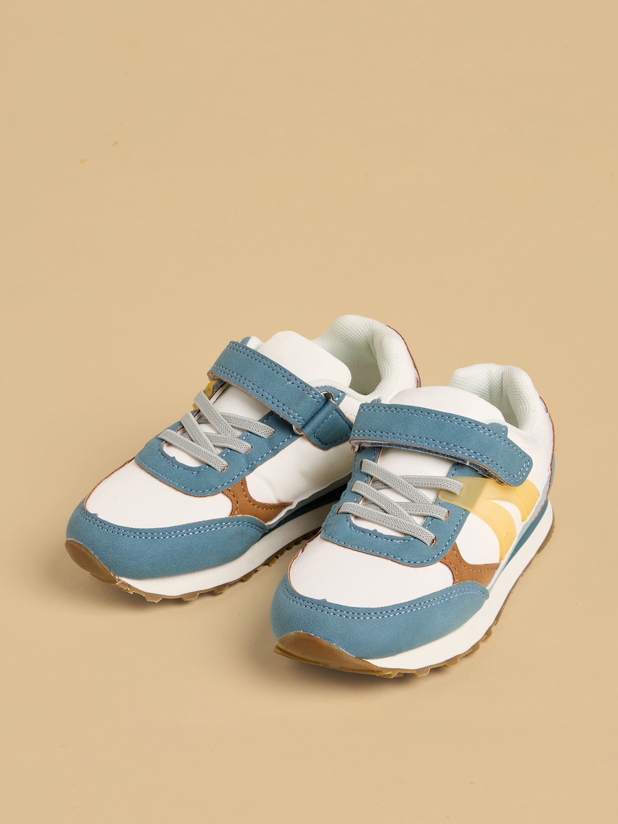 Colourblock Sports Shoes with Hook and Loop Closure